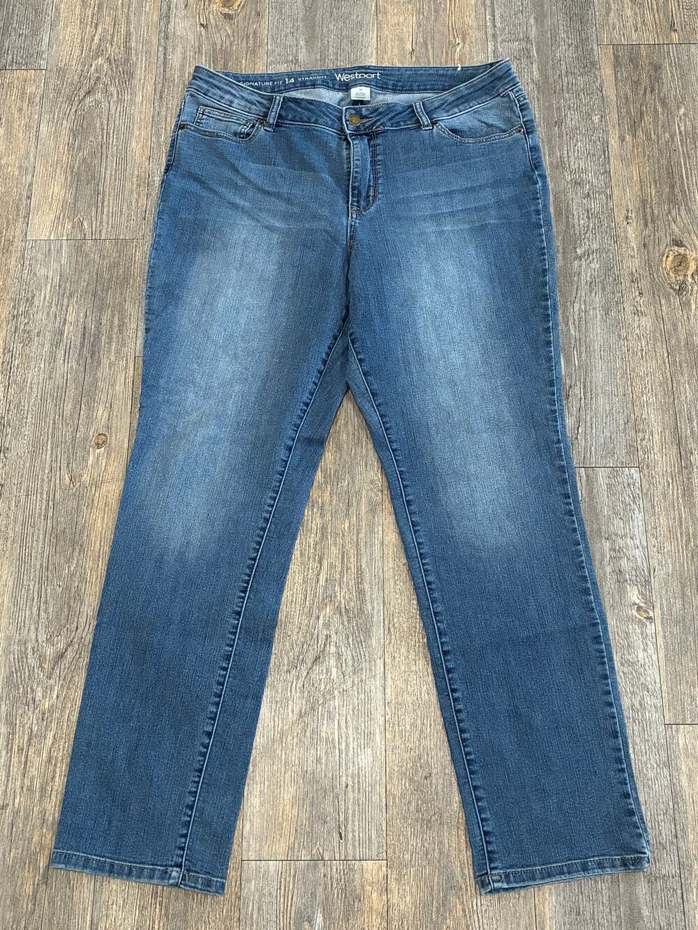 Westport Jeans Size 14 Signature Fit Straight Stretch Denim Medium Wash RN 63264